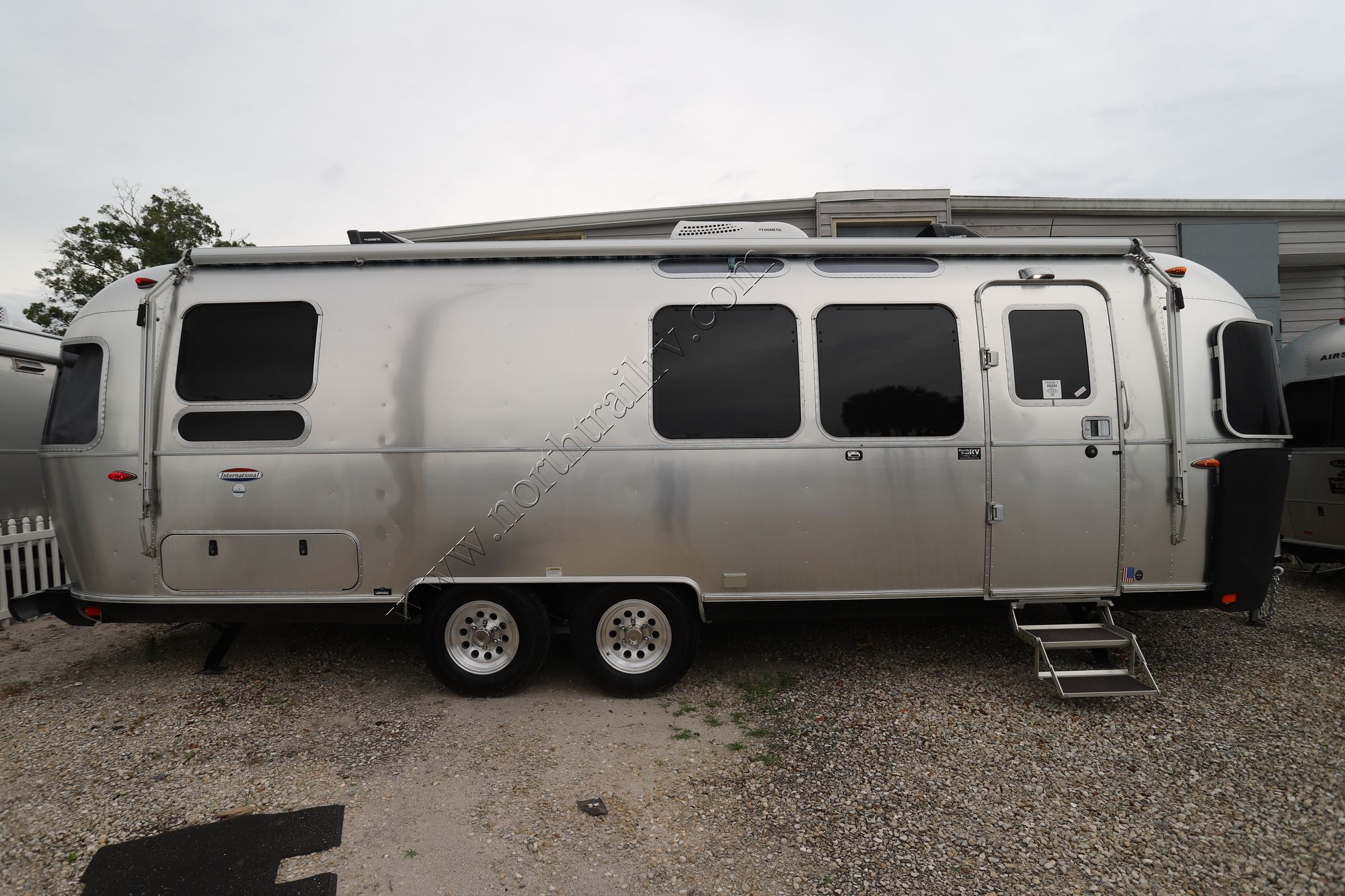 2017 Airstream Intl Serenity 28RB Travel Trailer Used  For Sale
