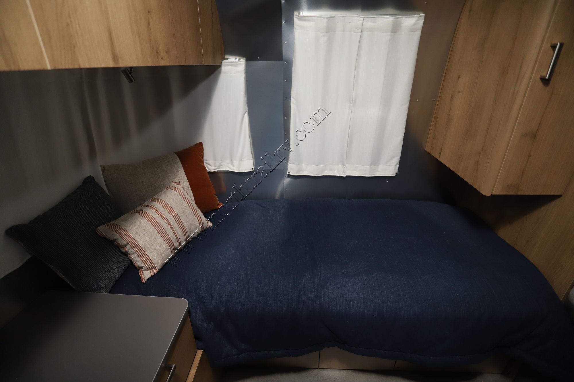 New 2026 Airstream Trade Wind 25FB Travel Trailer  For Sale