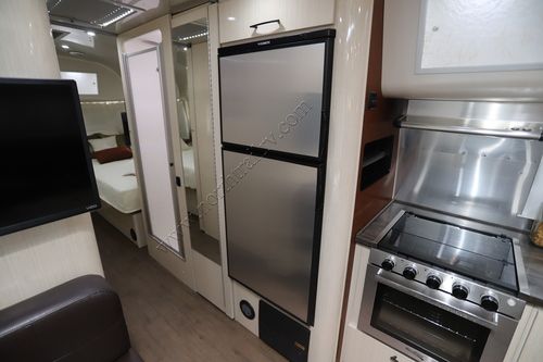 2017 Airstream Intl Serenity 28RB