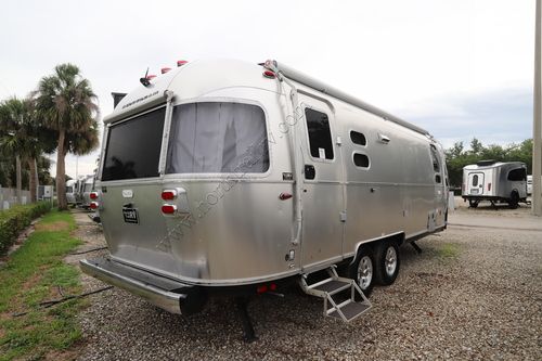 2025 Airstream Flying Cloud 25FB