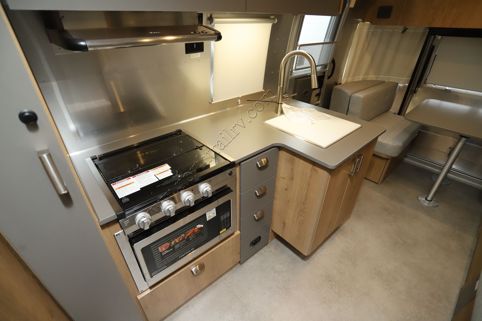 New 2026 Airstream Trade Wind 25FB Travel Trailer  For Sale