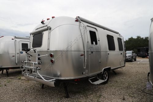 2023 Airstream Caravel 22FB Travel Trailer