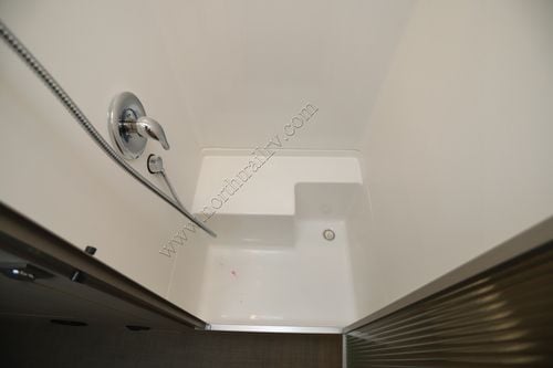 2026 Airstream Globetrotter 27FB