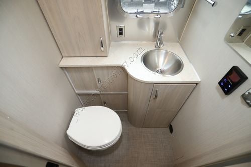 2026 Airstream Globetrotter 27FB