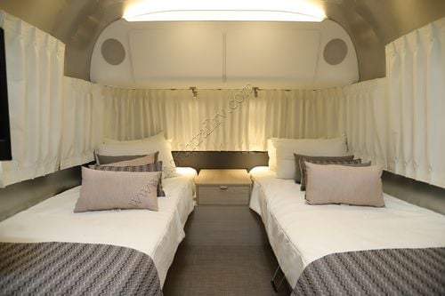 2026 Airstream Globetrotter 27FB