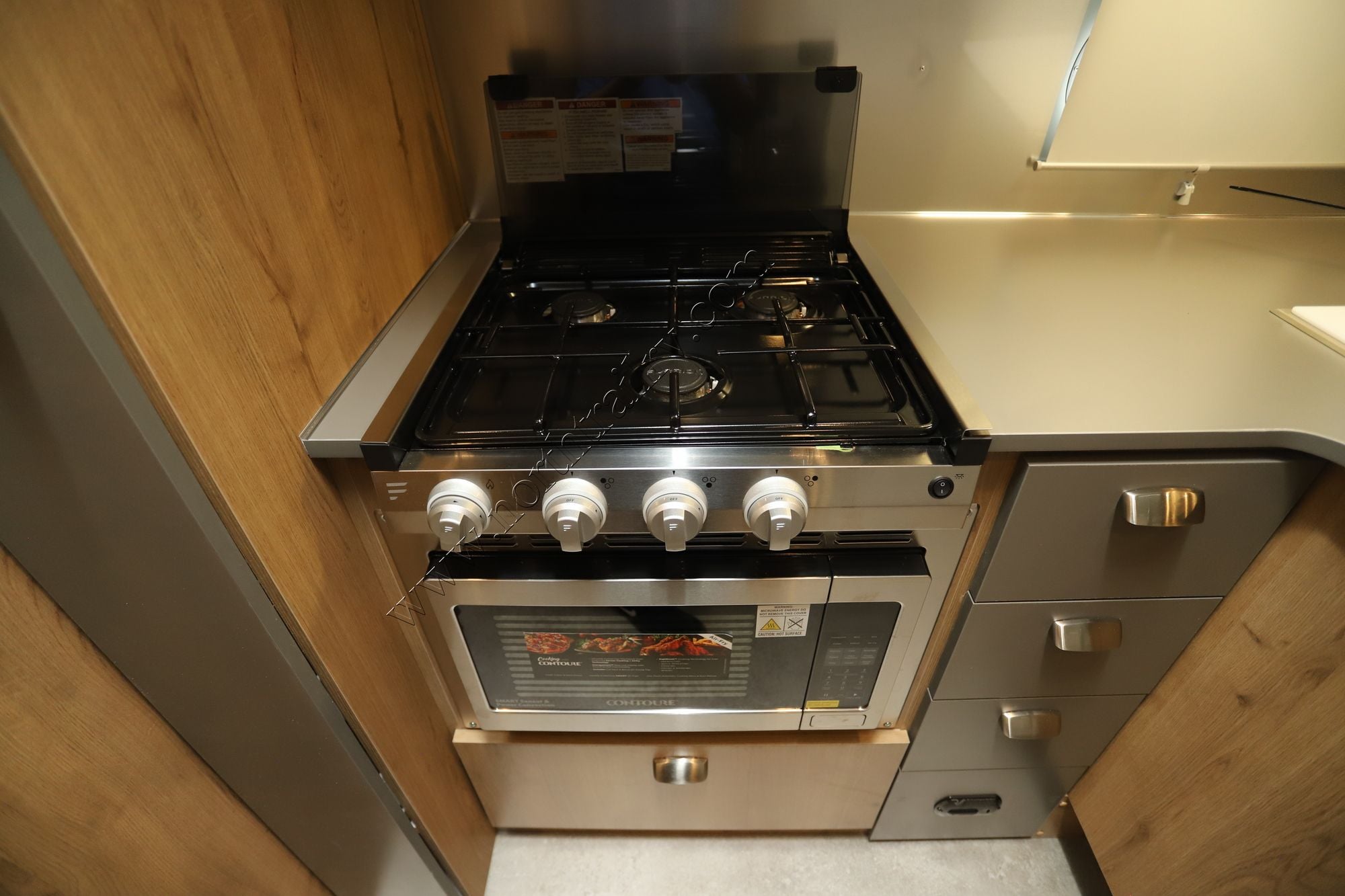 New 2026 Airstream Trade Wind 25FB Travel Trailer  For Sale