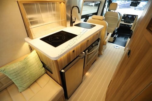 2024 Airstream Interstate 24GL 4X4 E1