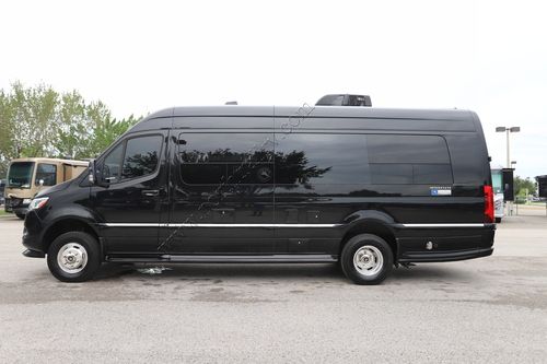 2024 Airstream Interstate 24GL 4X4 E1