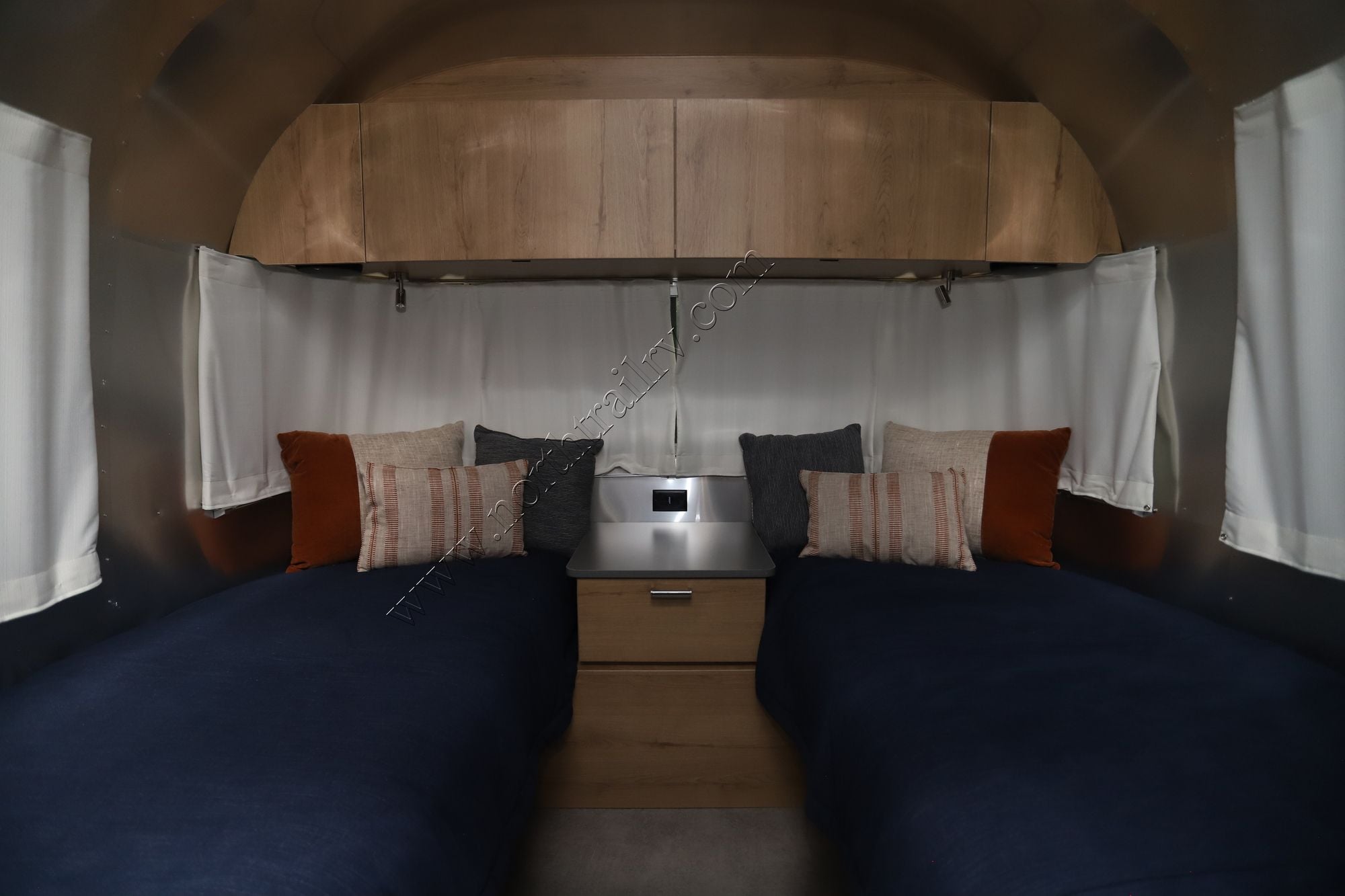 New 2026 Airstream Trade Wind 25FB Travel Trailer  For Sale