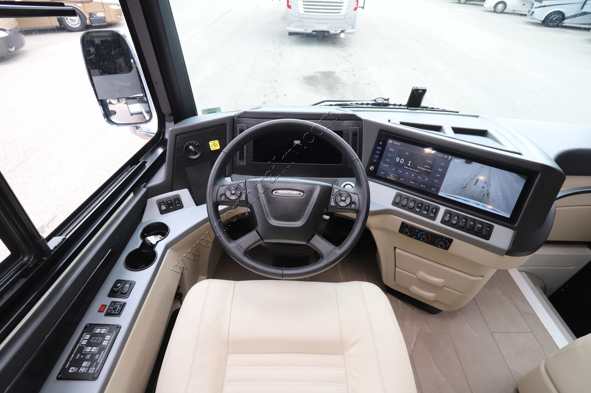 Used 2025 Newmar New Aire 3547 Class A  For Sale