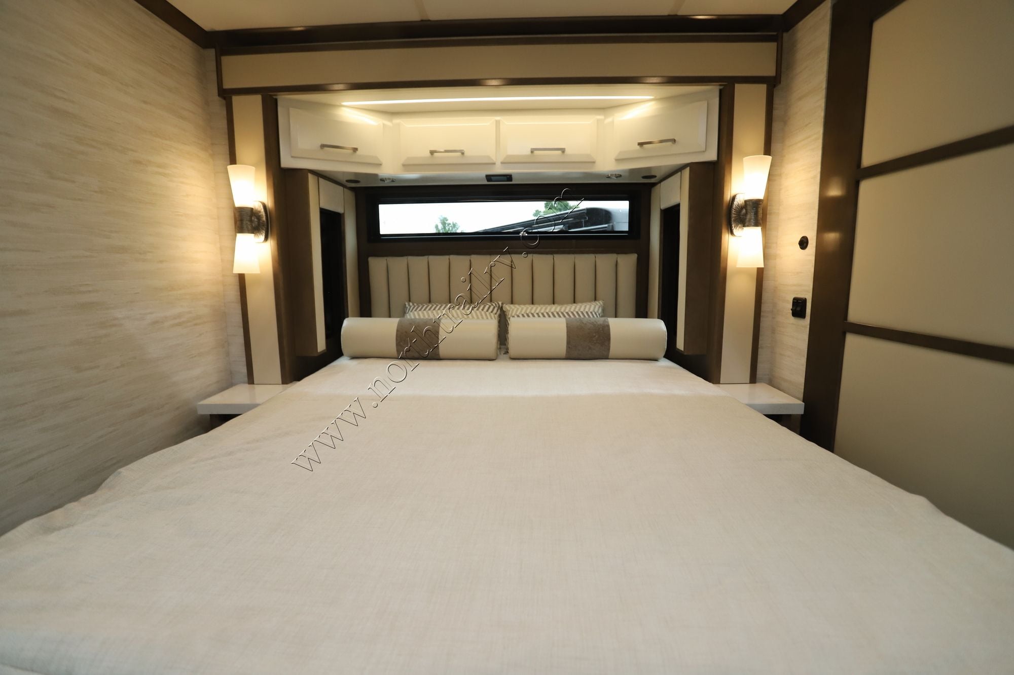 Used 2025 Newmar New Aire 3547 Class A  For Sale
