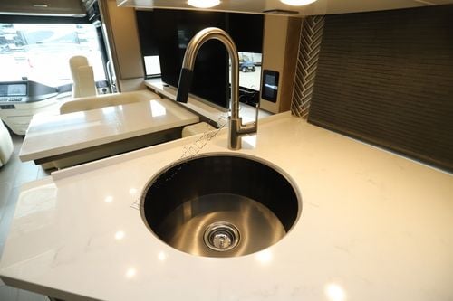 2025 Newmar New Aire 3547