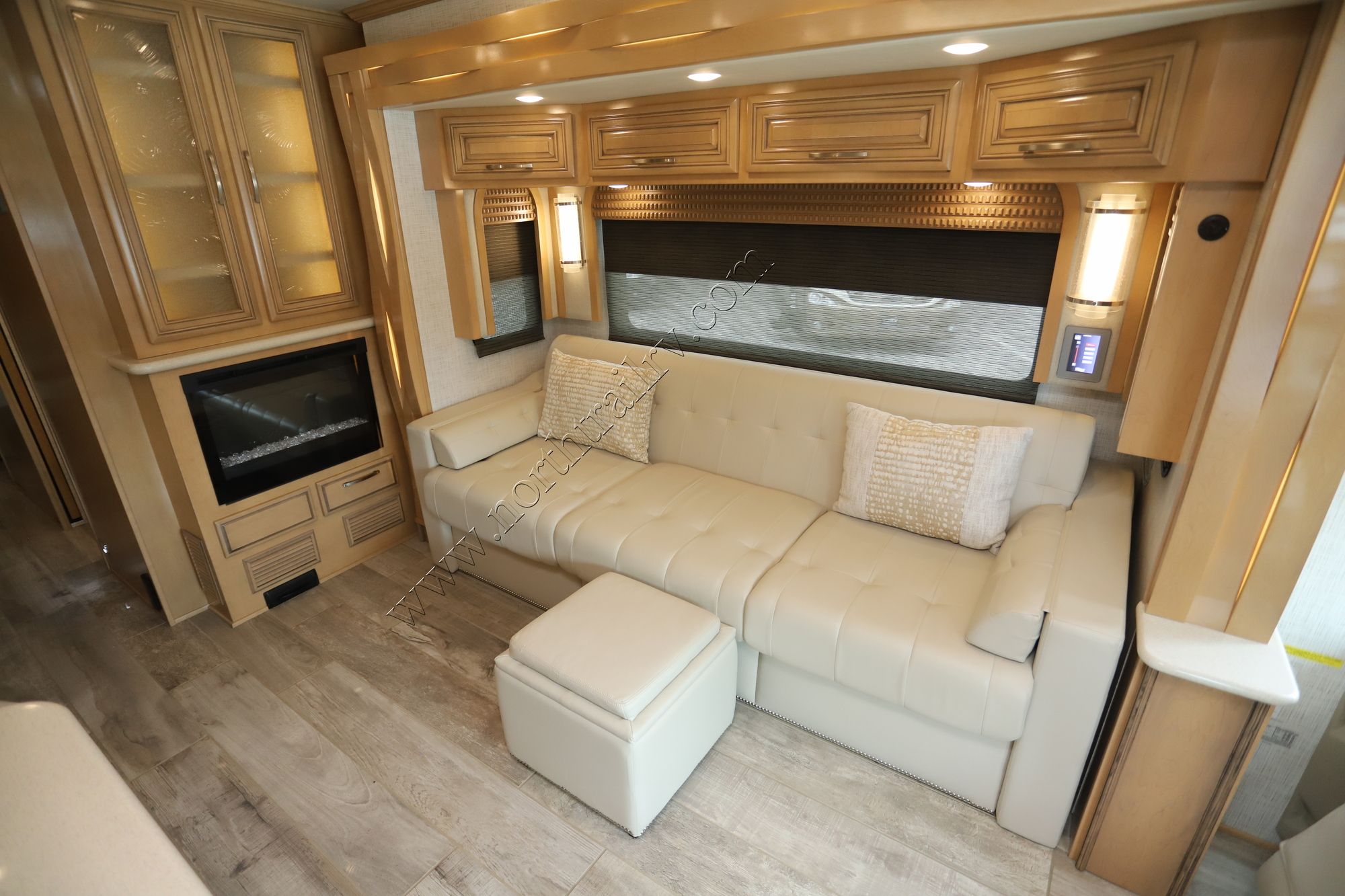 Used 2020 Newmar New Aire 3543 Class A  For Sale