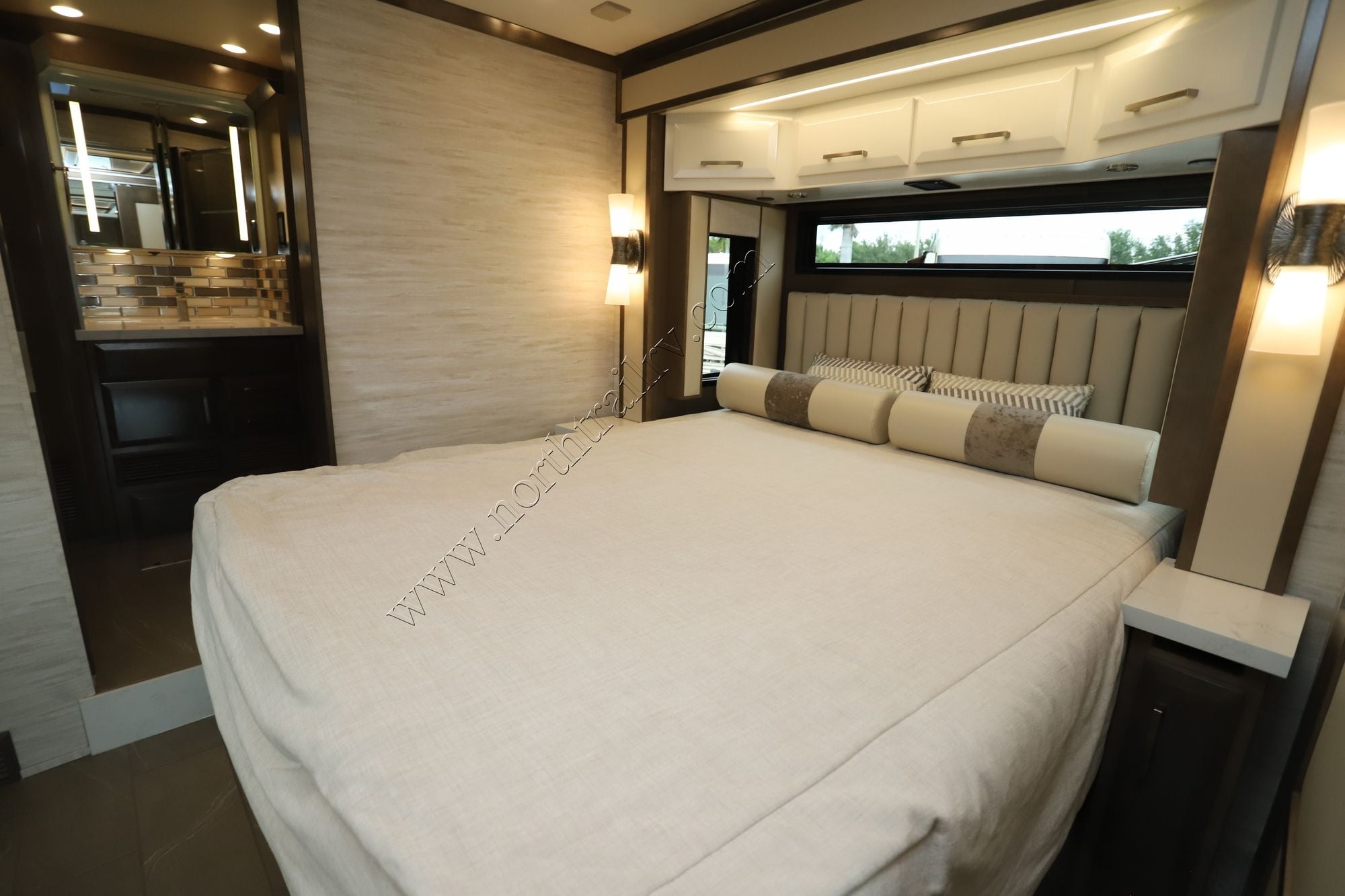 Used 2025 Newmar New Aire 3547 Class A  For Sale