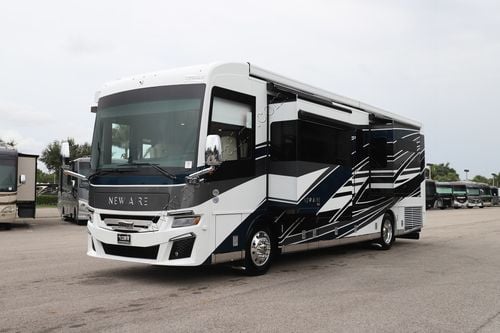 2025 Newmar New Aire 3547