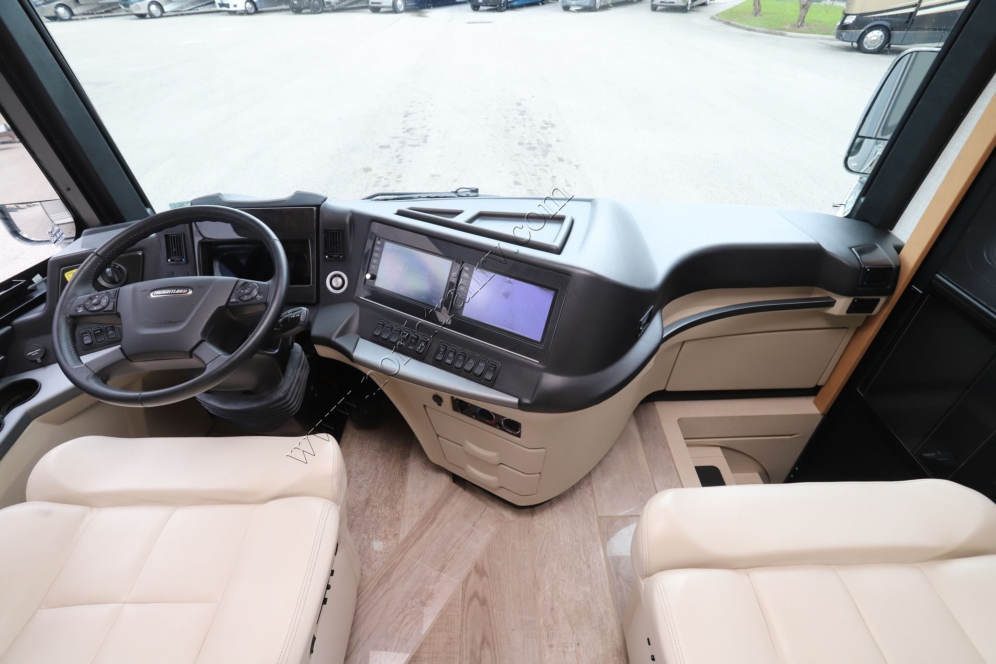 Used 2020 Newmar New Aire 3543 Class A  For Sale