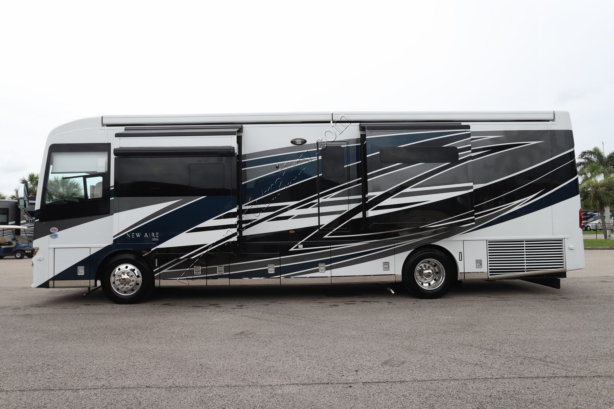 Used 2025 Newmar New Aire 3547 Class A  For Sale