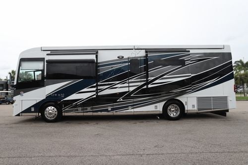 2025 Newmar New Aire 3547