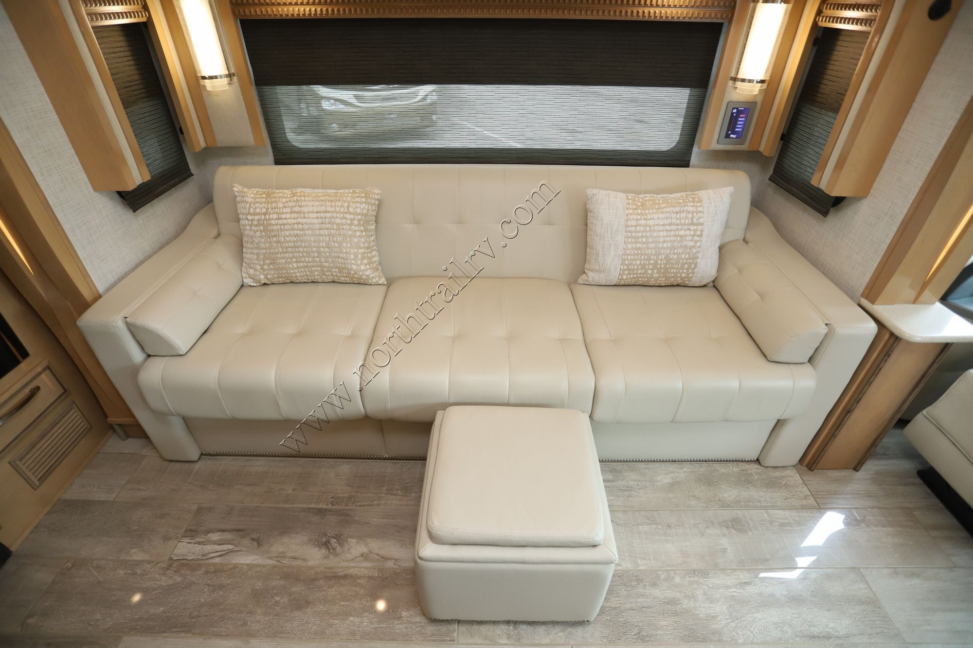 Used 2020 Newmar New Aire 3543 Class A  For Sale