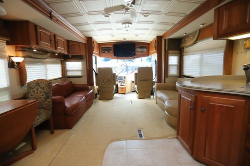 2007 Winnebago Vectra 40KD