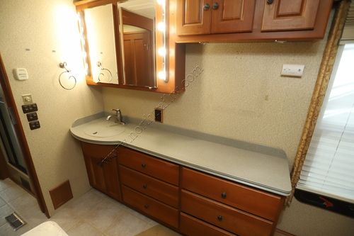 2007 Winnebago Vectra 40KD