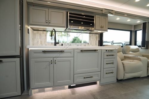 2026 Tiffin Motor Homes Allegro Bus 45BP
