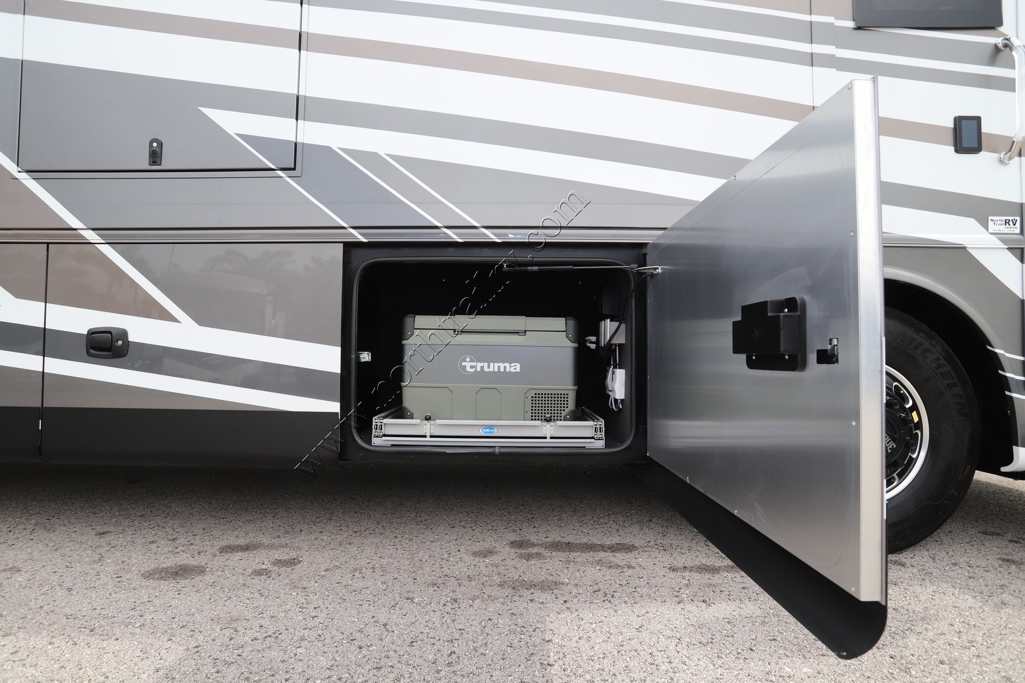 New 2026 Tiffin Motor Homes Allegro Bus 45BP Class A  For Sale