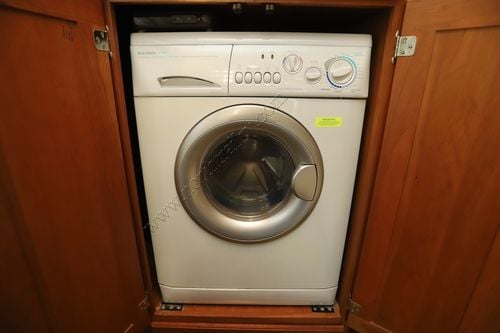 2007 Winnebago Vectra 40KD