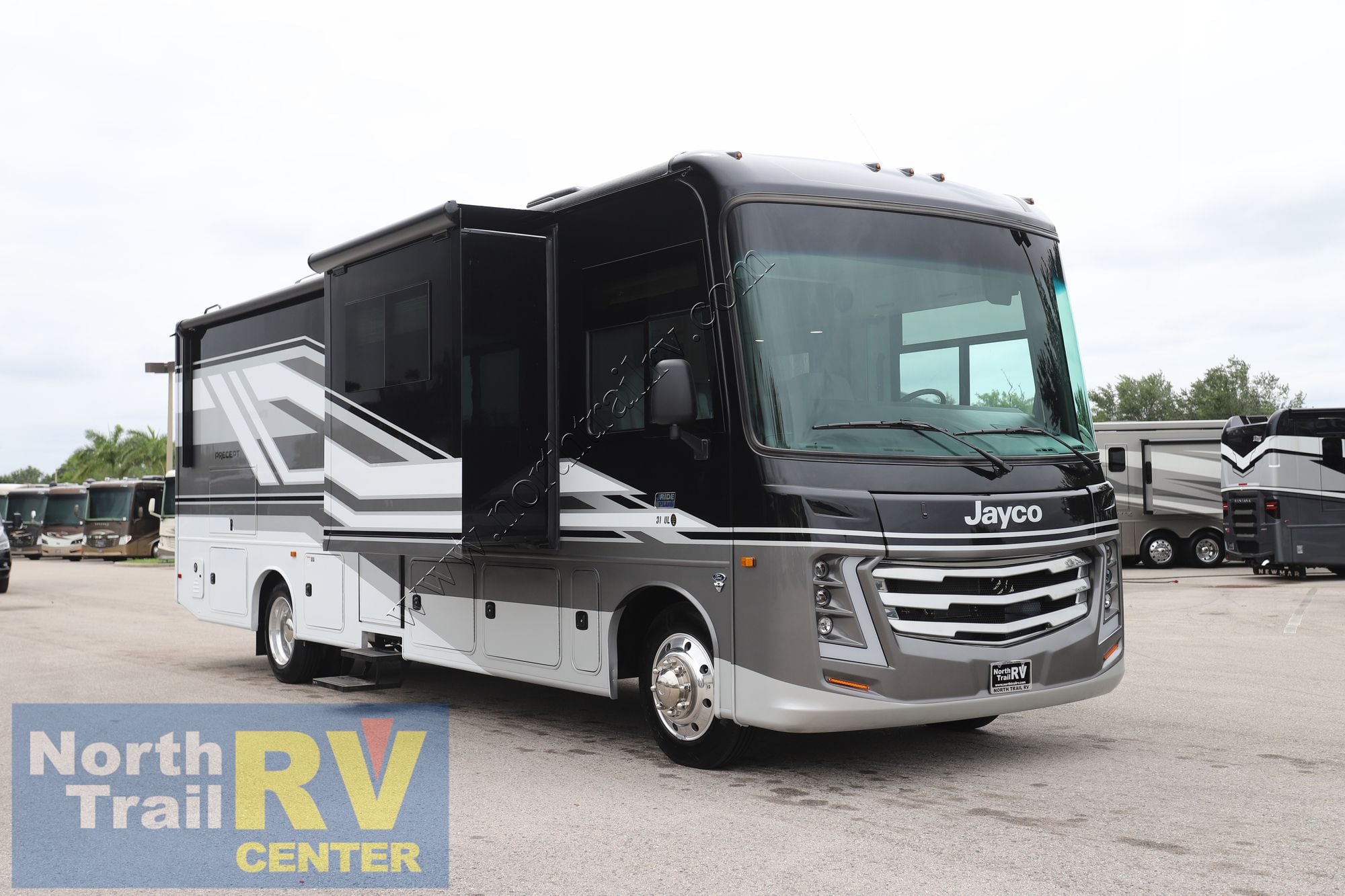 New 2027 Jayco Precept 31UL Class A  For Sale