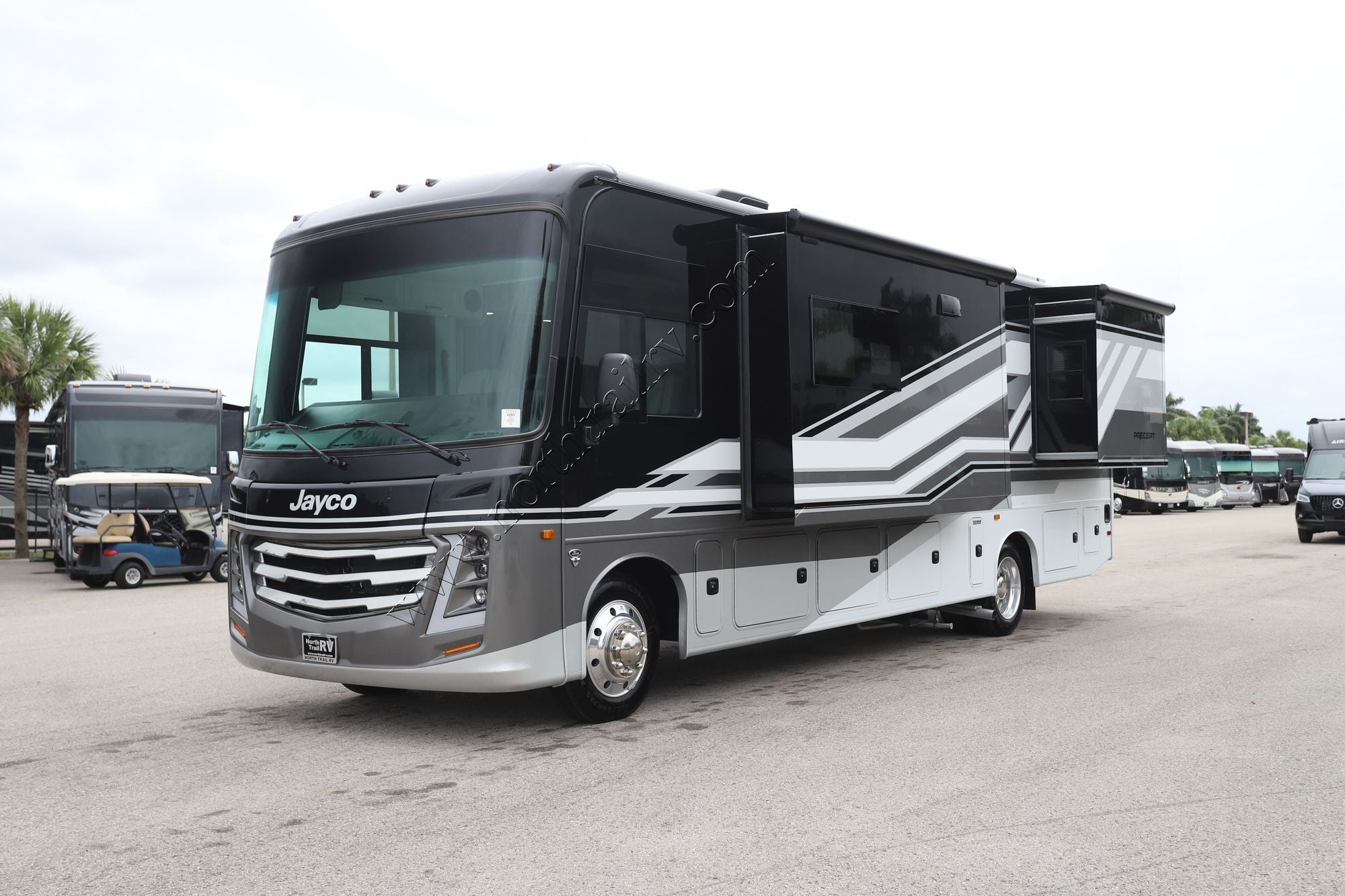 New 2027 Jayco Precept 31UL Class A  For Sale