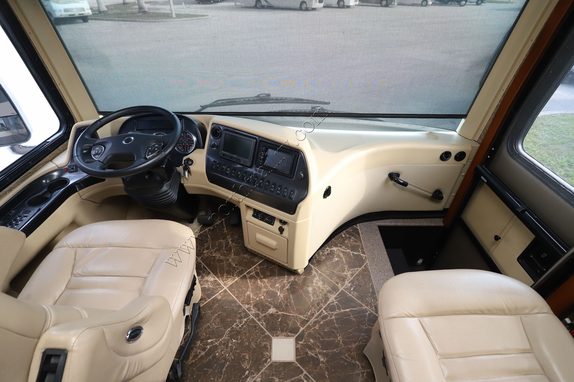 Used 2013 Newmar Dutch Star 4344 Class A  For Sale