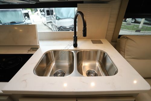2027 Tiffin Motor Homes Allegro Bay 34DB