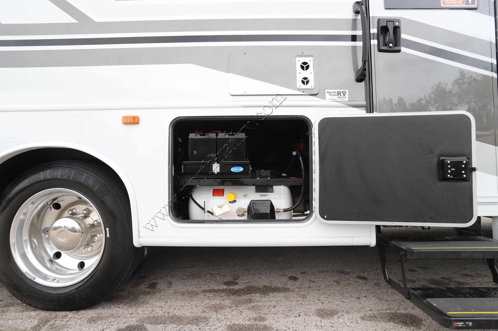 New 2027 Jayco Precept 31UL Class A  For Sale