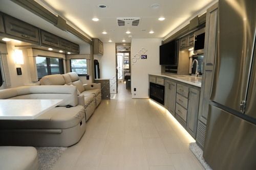 2024 Renegade Rv Verona Le 40LRB