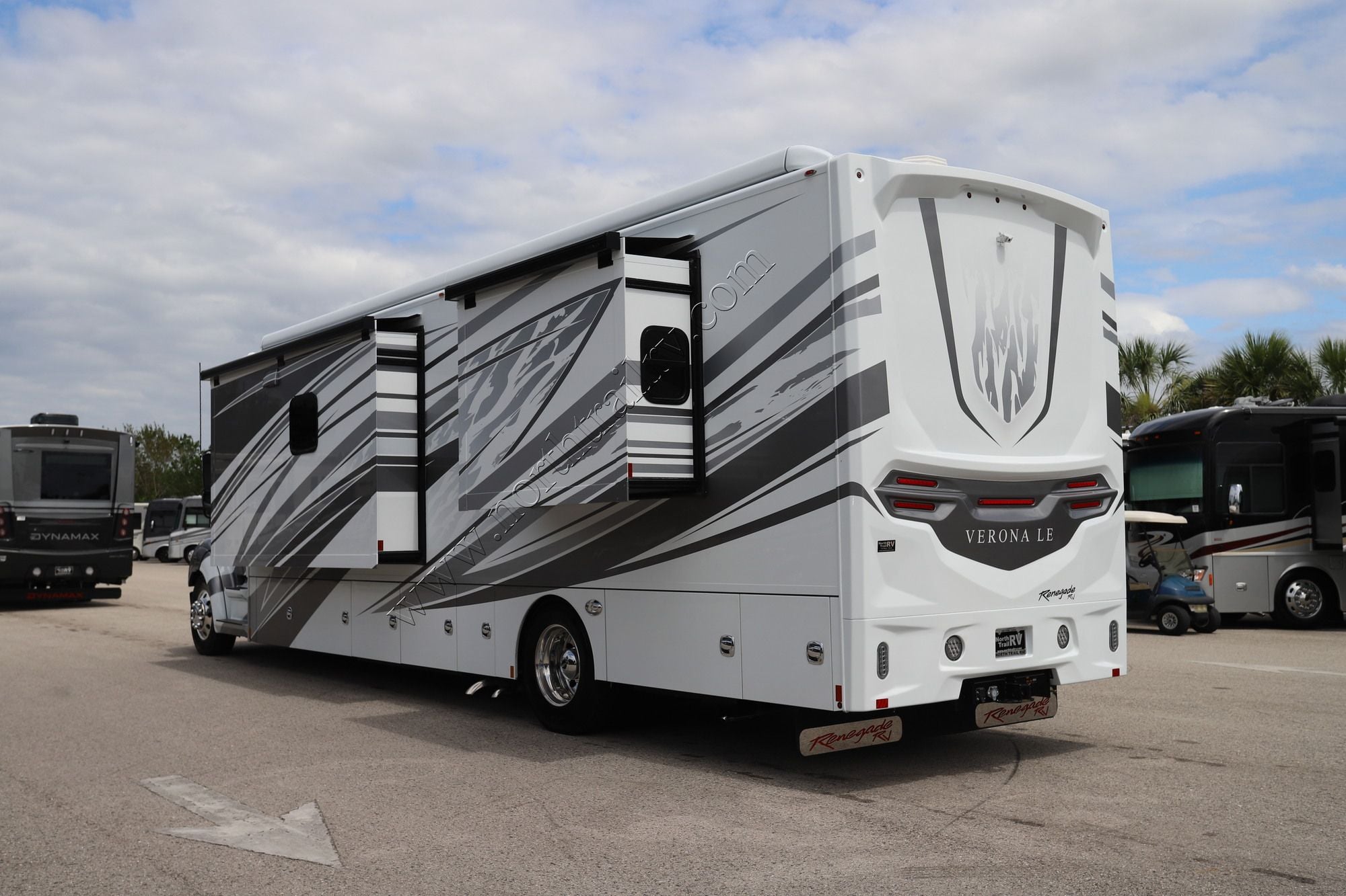 Used 2024 Renegade Rv Verona Le 40LRB Super C  For Sale