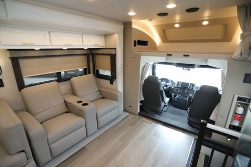 2027 Renegade Rv Valencia 39RB