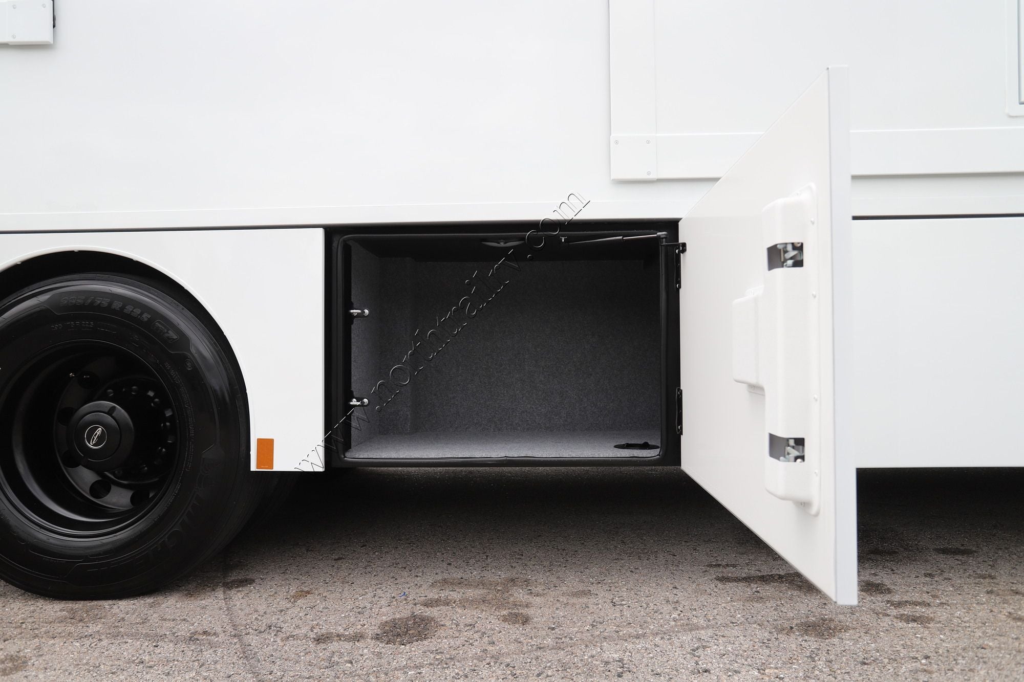 New 2027 Renegade Rv Valencia 39RB Super C  For Sale