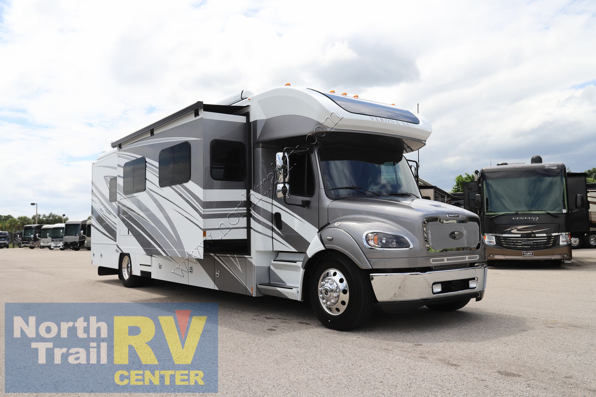 Used 2024 Renegade Rv Verona Le 40LRB Super C  For Sale