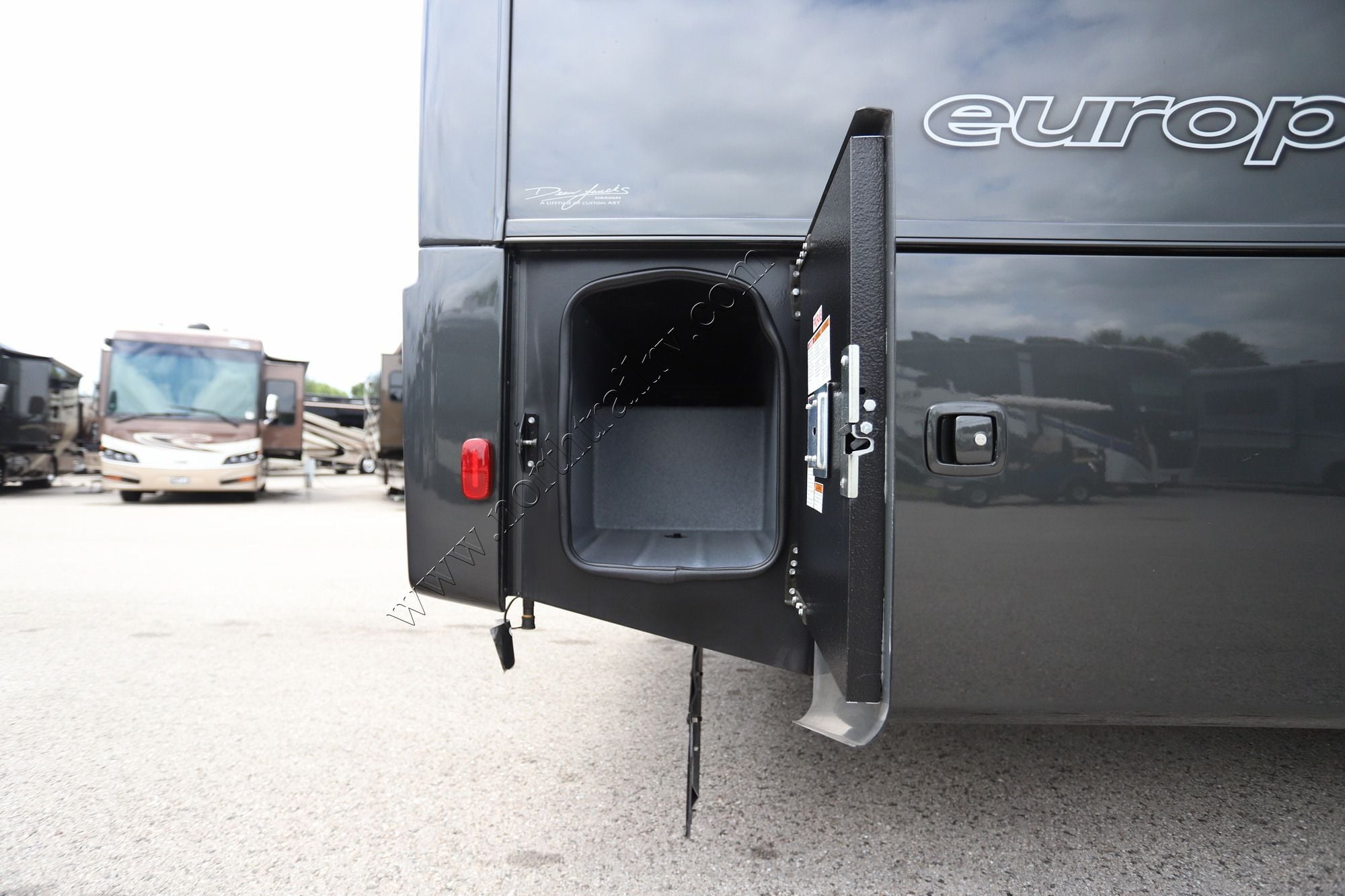 New 2026 Dynamax Europa 32KD Super C  For Sale