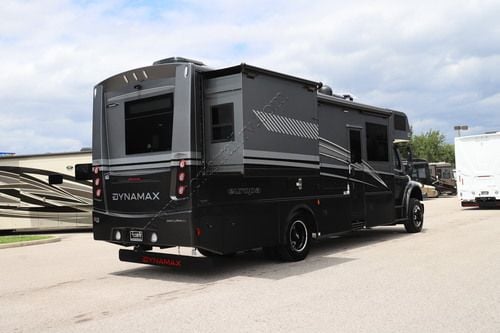 2026 Dynamax Europa 32KD