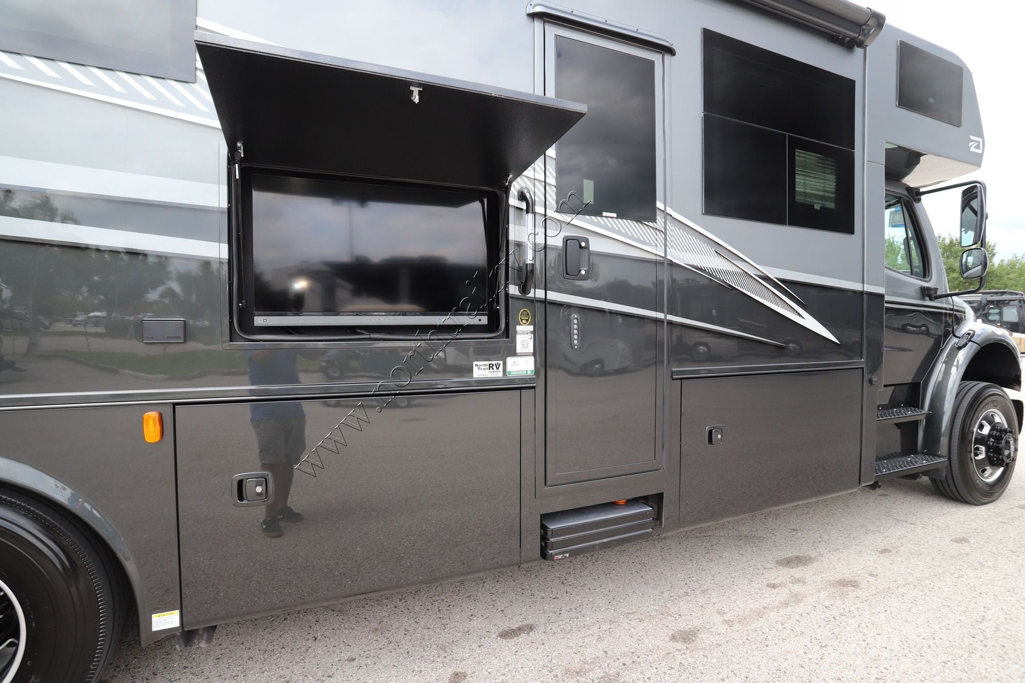 New 2026 Dynamax Europa 32KD Super C  For Sale