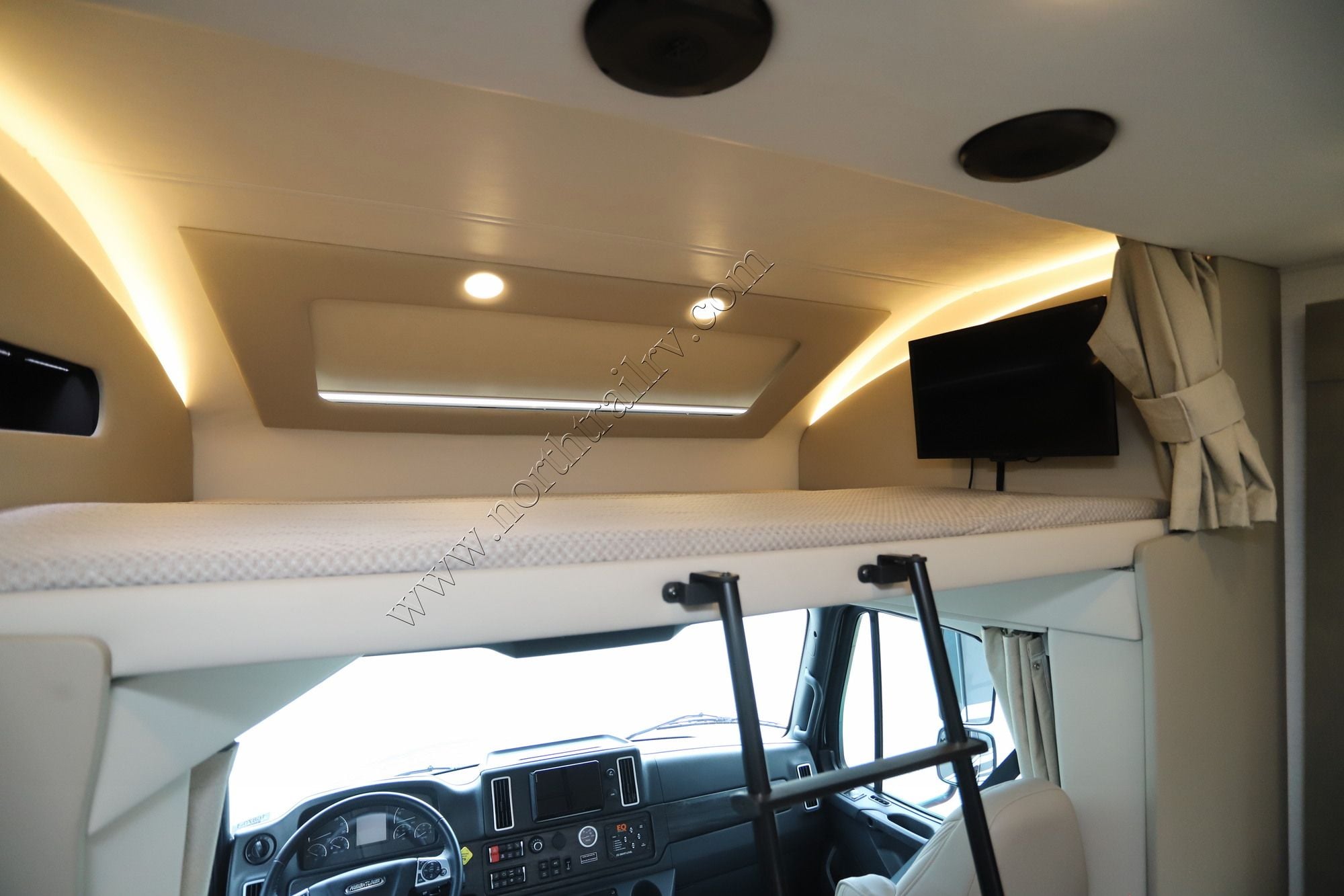 Used 2024 Renegade Rv Verona Le 40LRB Super C  For Sale