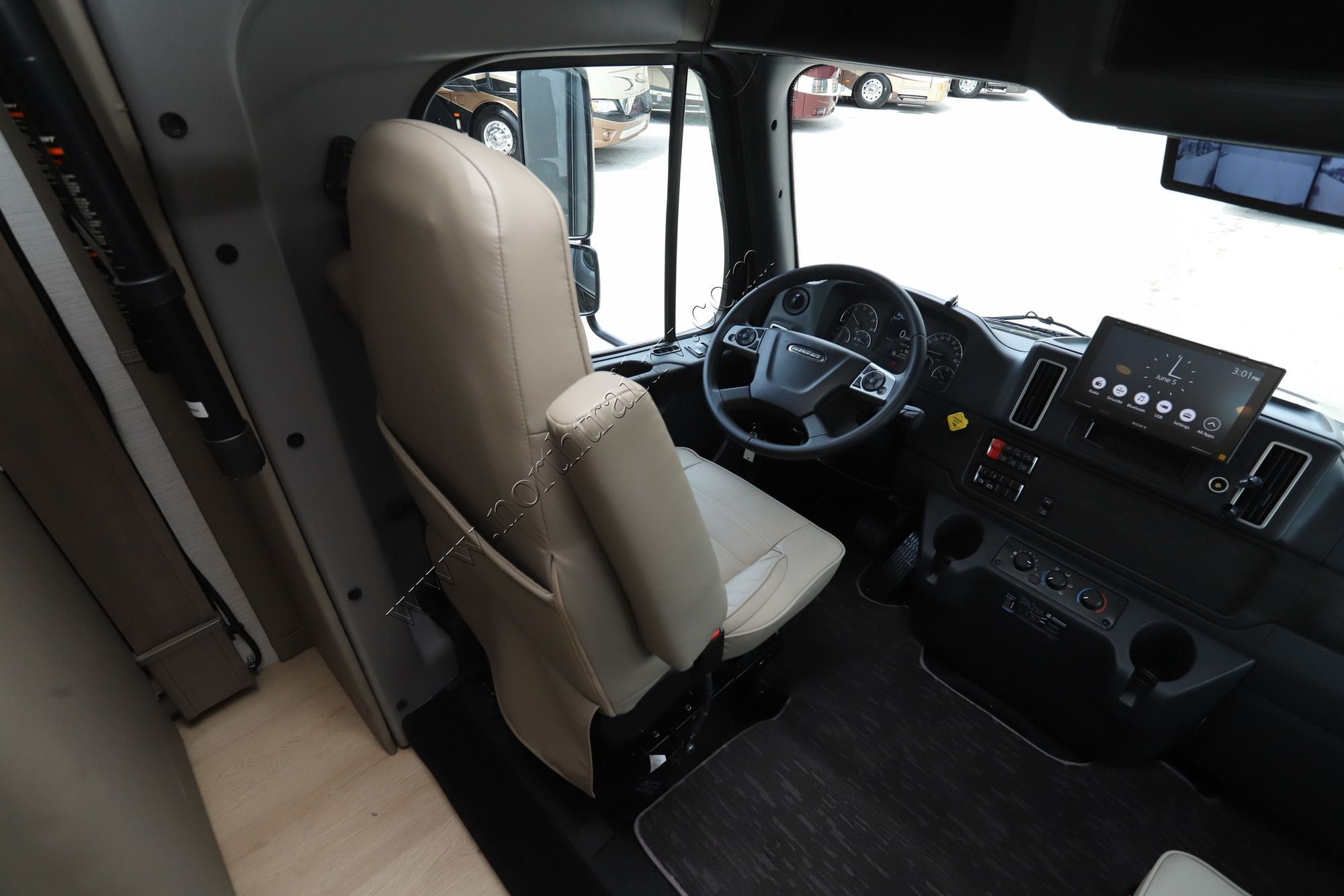 New 2026 Dynamax Europa 32KD Super C  For Sale