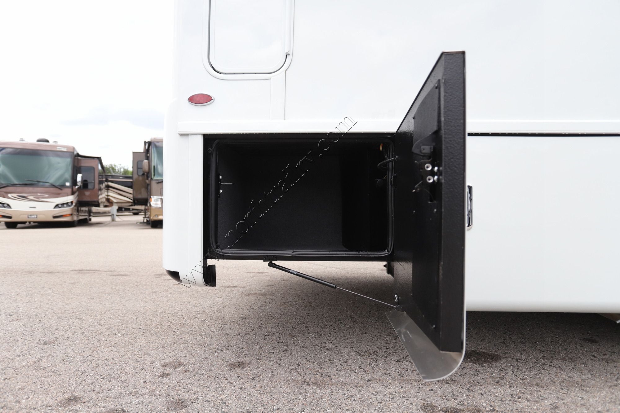 New 2026 Newmar Freedom Aire 2515 Class C  For Sale