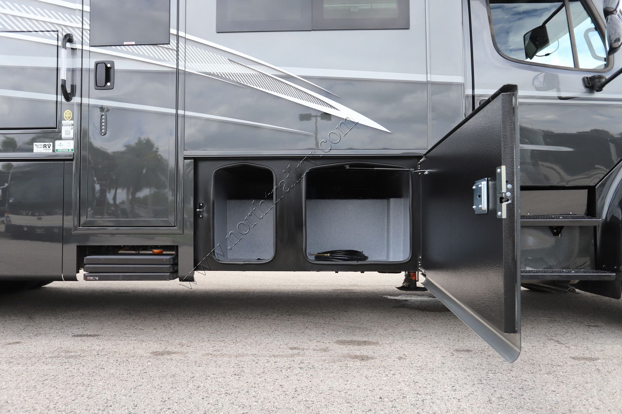 New 2026 Dynamax Europa 32KD Super C  For Sale