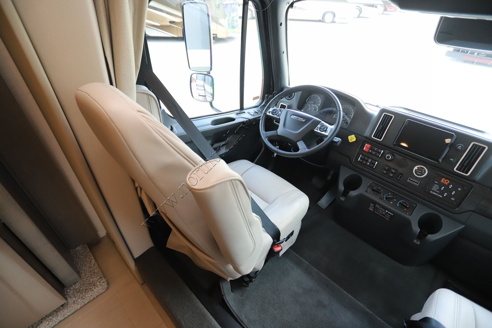 Used 2024 Renegade Rv Verona Le 40LRB Super C  For Sale