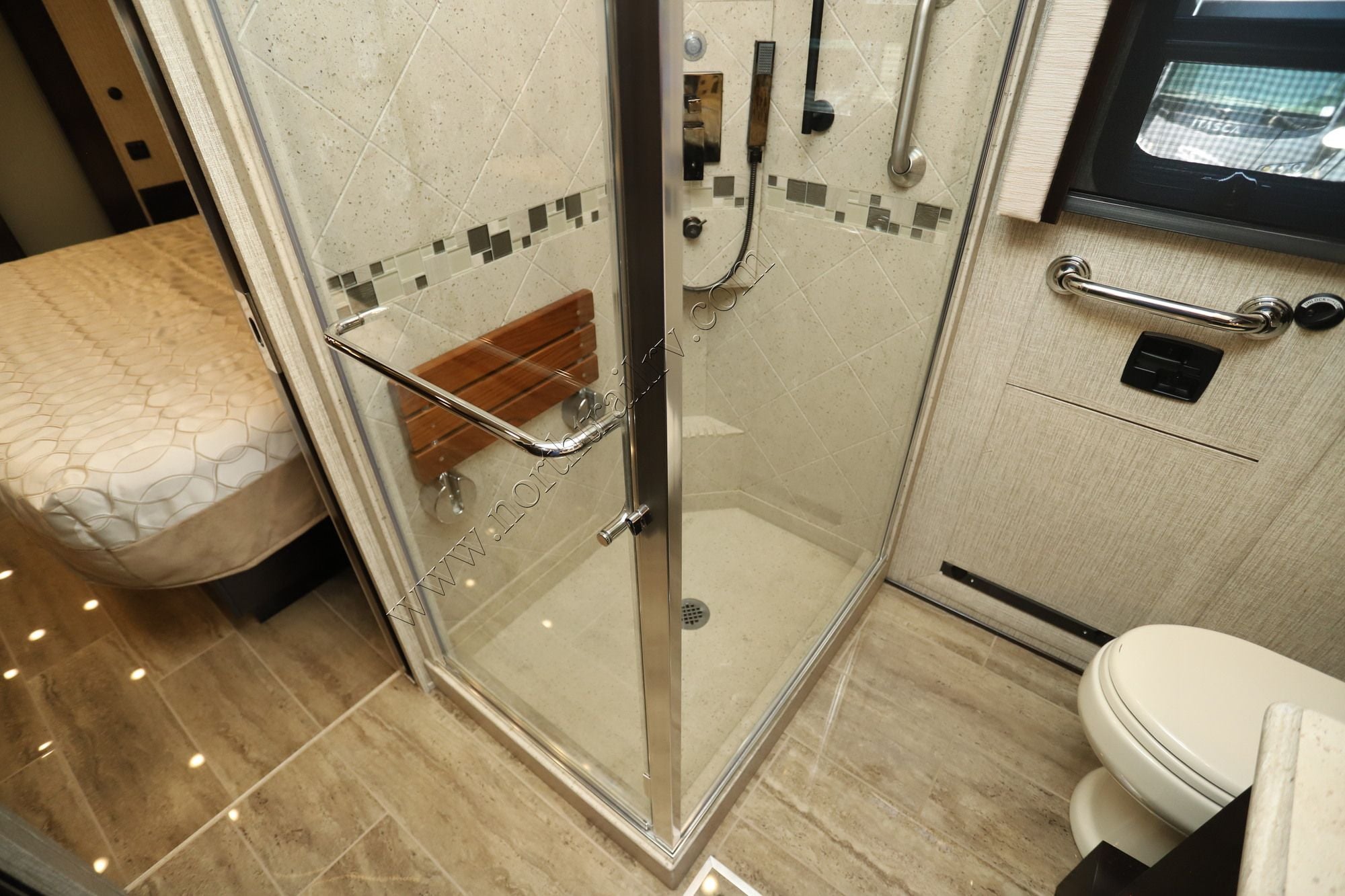 Used 2020 Newmar Dutch Star 4081 Class A  For Sale