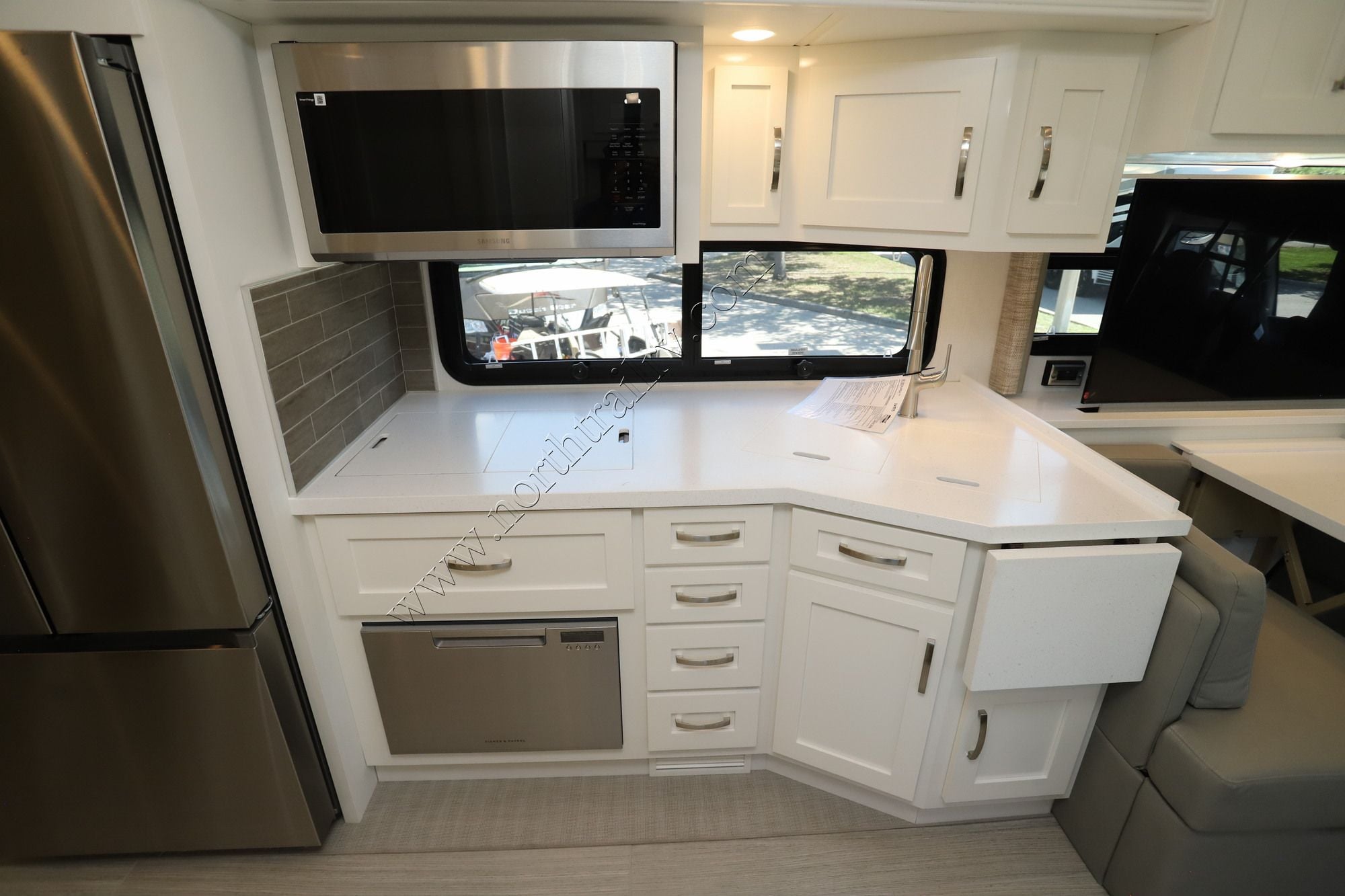 New 2027 Newmar Super Star 3731 Super C  For Sale