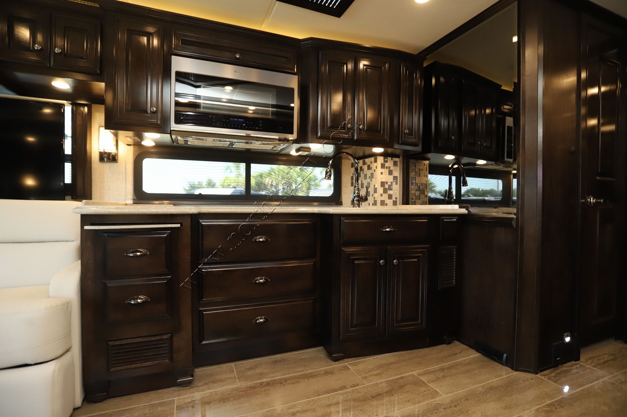 Used 2020 Newmar Dutch Star 4081 Class A  For Sale