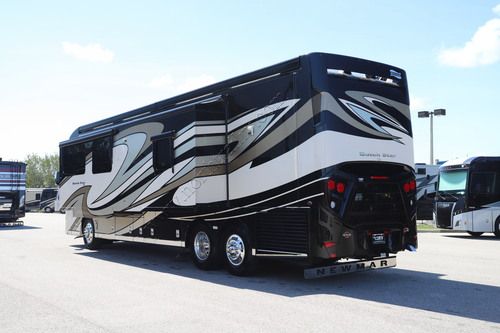 2020 Newmar Dutch Star 4081